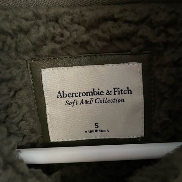 Abercrombie & Fitch Sherpa - Picture 4 of 6